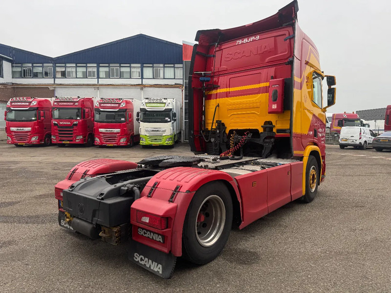 Scania R450 4X2 EURO 6 ADR SKIRTS DOUBLE TANK - Tracteur routier: photos 5 Scania R450 4X2 EURO 6 ADR SKIRTS DOUBLE TANK - Tracteur routier: photos 5