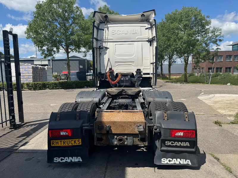 Scania R520 V8 NGS 6X4 EURO 6 - Tracteur routier: photos 5 Scania R520 V8 NGS 6X4 EURO 6 - Tracteur routier: photos 5