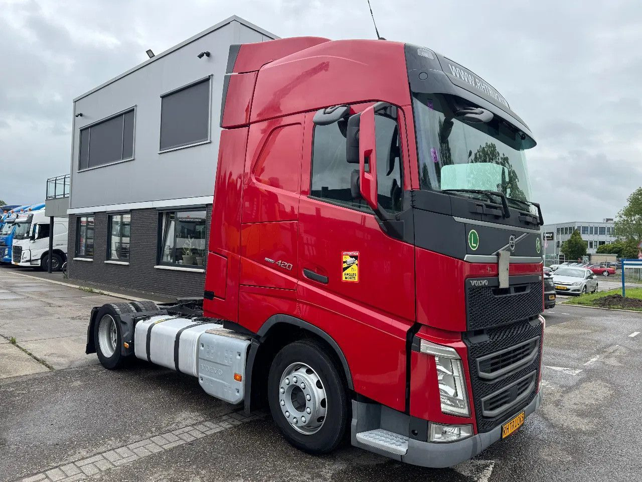Volvo FH 420 4X2 - EURO 6 + LOW DECK - Tracteur routier: photos 3 Volvo FH 420 4X2 - EURO 6 + LOW DECK - Tracteur routier: photos 3