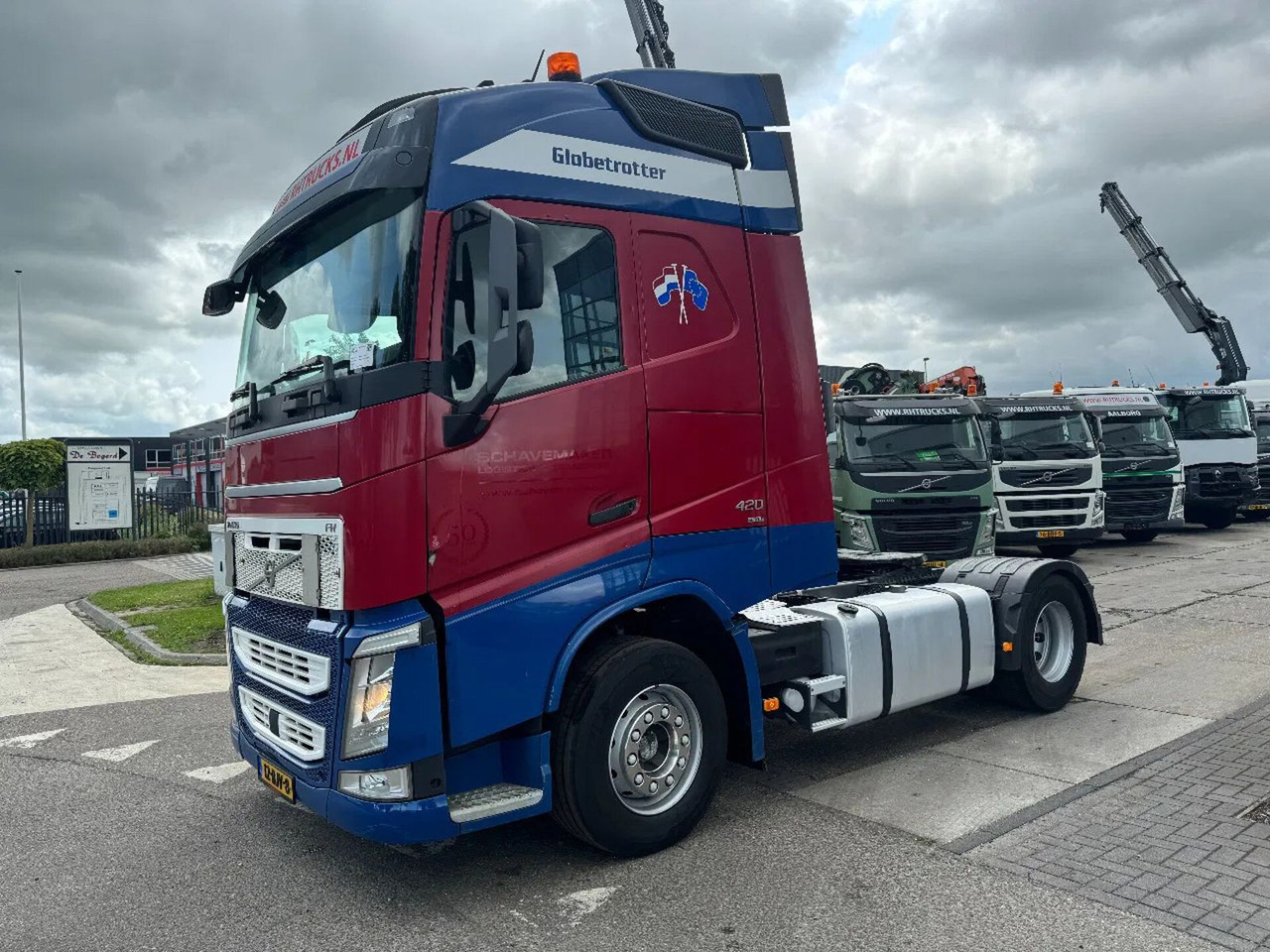 Volvo FH 420 4X2 SPOILERS STANDKLIMA EURO 6 2017 - Tracteur routier: photos 1 Volvo FH 420 4X2 SPOILERS STANDKLIMA EURO 6 2017 - Tracteur routier: photos 1