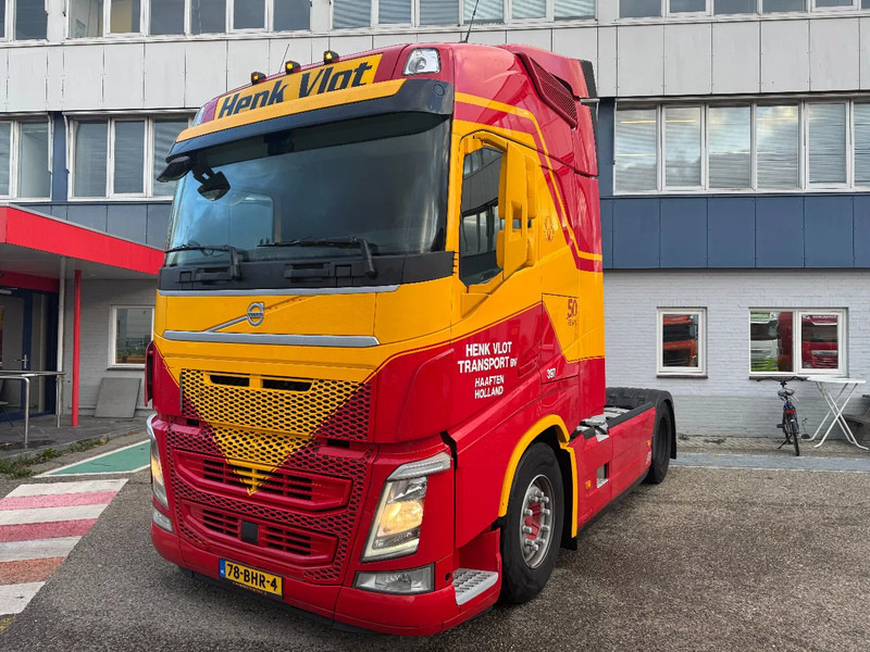 Volvo FH 460 4X2 EURO 6 SKIRTS VEB I PARK COOL TÜV 03-26 - Tracteur routier: photos 1 Volvo FH 460 4X2 EURO 6 SKIRTS VEB I PARK COOL TÜV 03-26 - Tracteur routier: photos 1