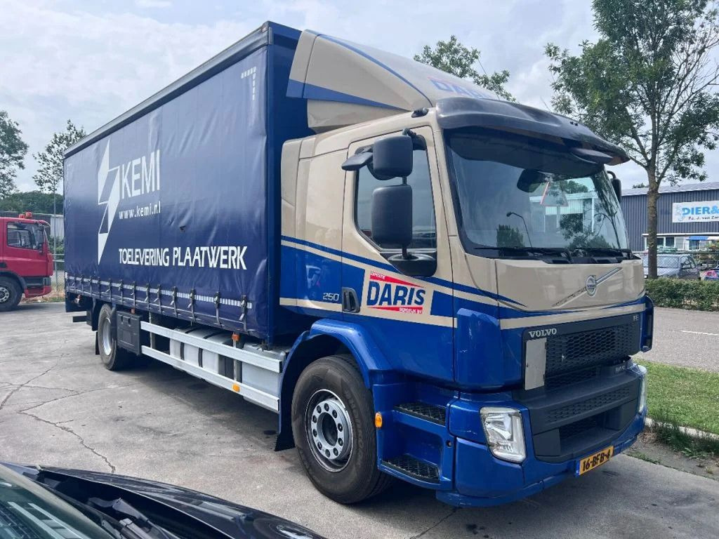 Volvo FE 250 4X2 EURO 6 - 19 TON + DHOLLANDIA - Camion fourgon: photos 3 Volvo FE 250 4X2 EURO 6 - 19 TON + DHOLLANDIA - Camion fourgon: photos 3