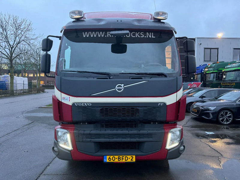 Volvo FE 280 4X2 EURO 6 DHOLLANDIA LIFT - Camion fourgon: photos 2 Volvo FE 280 4X2 EURO 6 DHOLLANDIA LIFT - Camion fourgon: photos 2