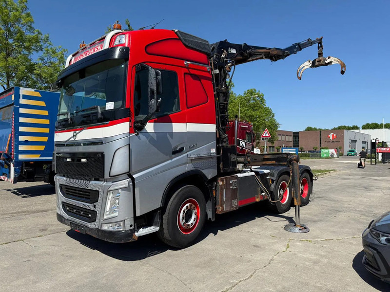 Volvo FH 540 6X4 - EURO 6 + PALFINGER EPSILON S260Z96 - Camion grue: photos 2 Volvo FH 540 6X4 - EURO 6 + PALFINGER EPSILON S260Z96 - Camion grue: photos 2