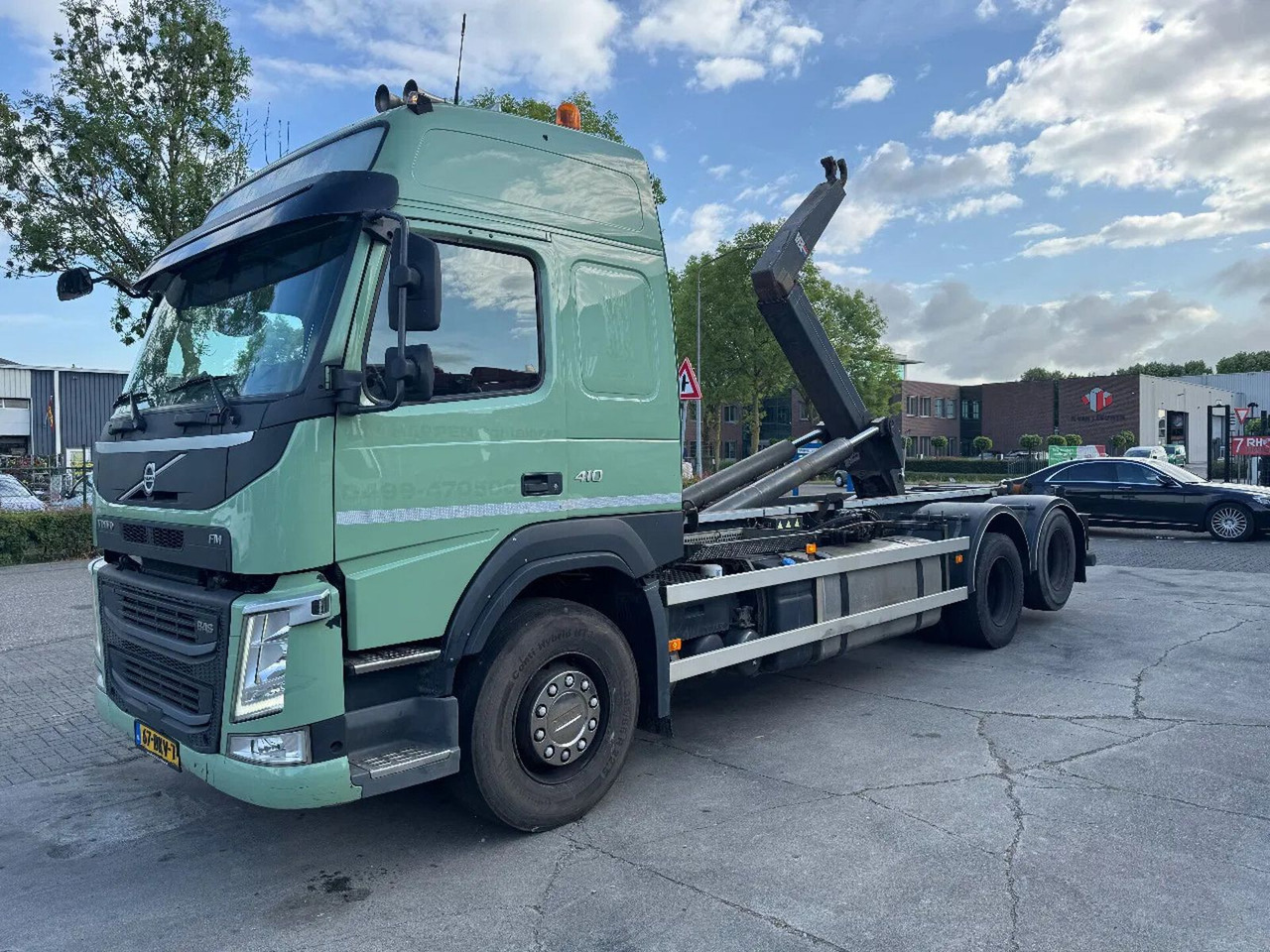 Volvo FM 410 6X2 EURO 6 VDL 21T HOOK - Camion ampliroll: photos 1 Volvo FM 410 6X2 EURO 6 VDL 21T HOOK - Camion ampliroll: photos 1