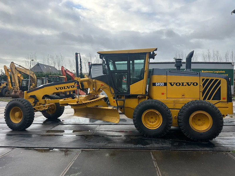 Volvo G 930 - Niveleuse: photos 3 Volvo G 930 - Niveleuse: photos 3