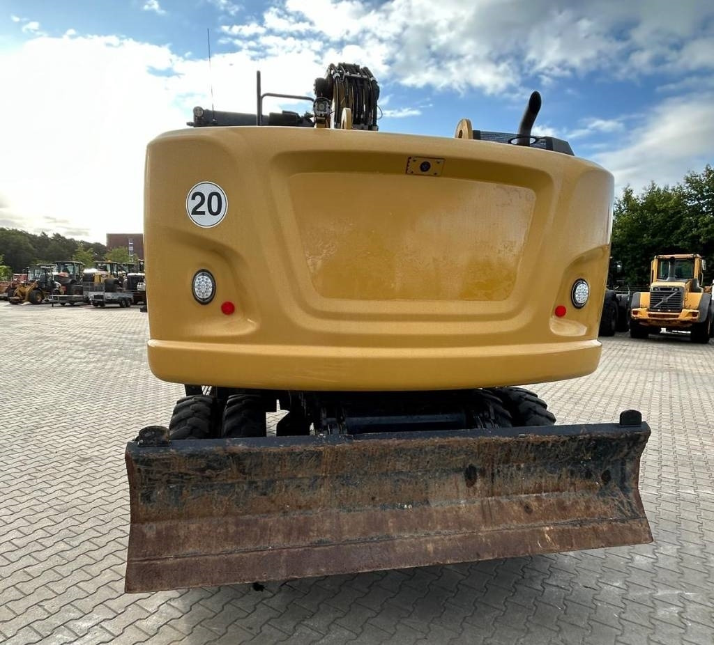 CAT M 318 F - Pelle sur pneus: photos 5 CAT M 318 F - Pelle sur pneus: photos 5