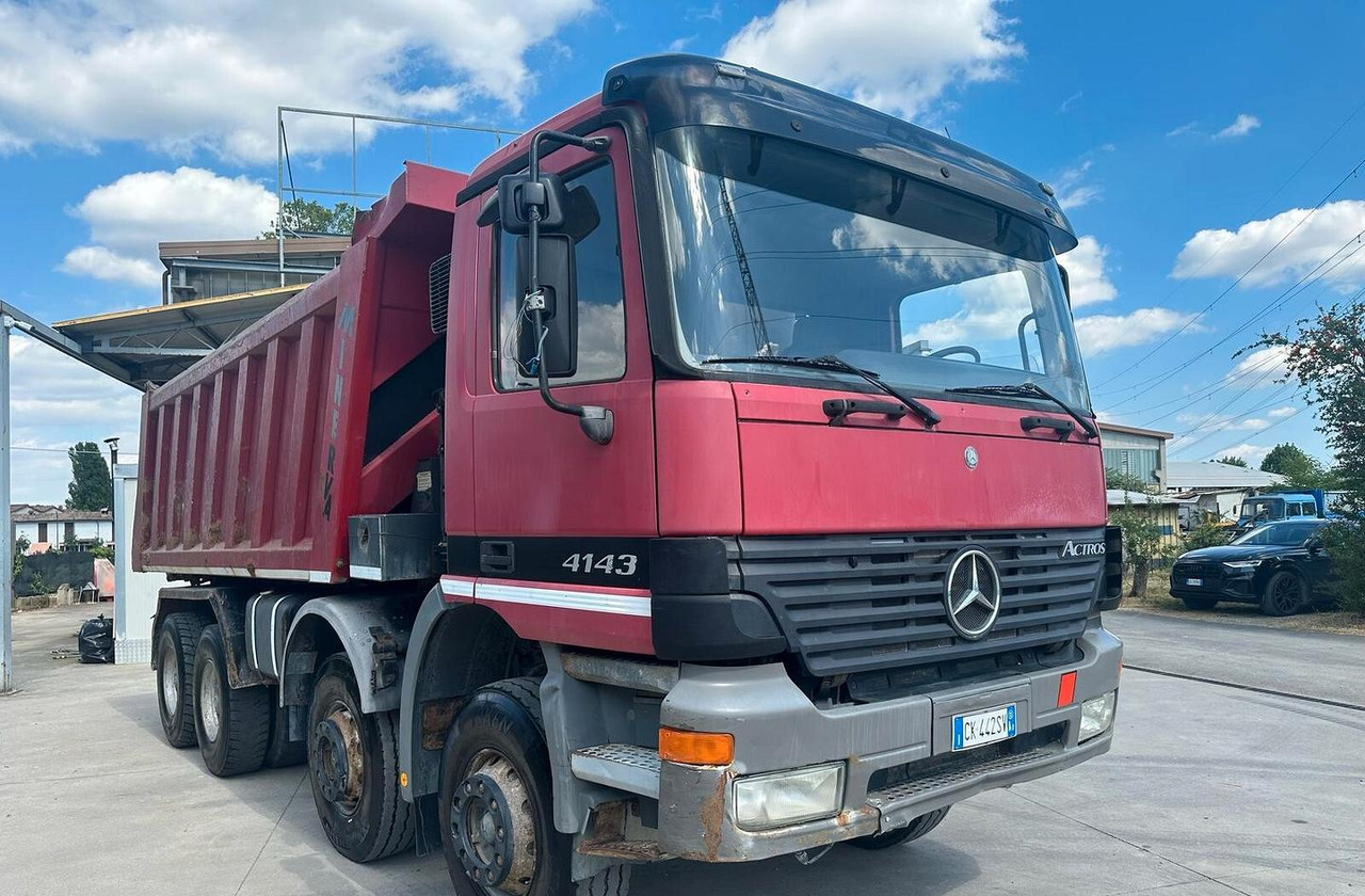 Mercedes Actros 4143 ribaltabile 4 assi - Camion benne: photos 1 Mercedes Actros 4143 ribaltabile 4 assi - Camion benne: photos 1