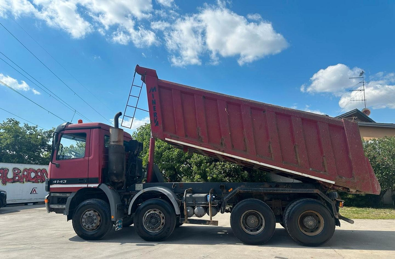 Camion benne Mercedes Actros 4143 ribaltabile 4 assi: photos 12