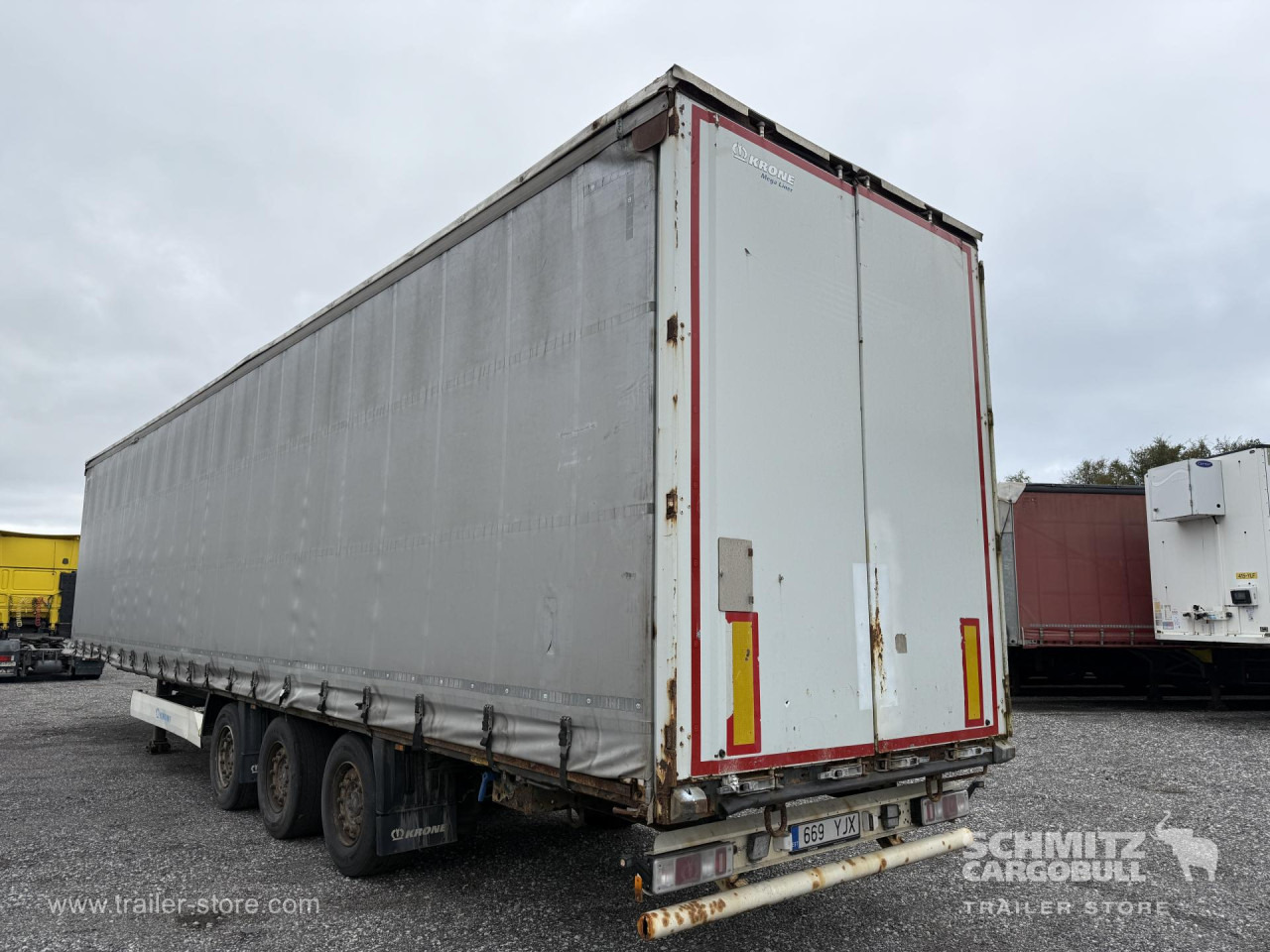 KRONE Curtainsider Mega - Semi-remorque rideaux coulissants: photos 1 KRONE Curtainsider Mega - Semi-remorque rideaux coulissants: photos 1