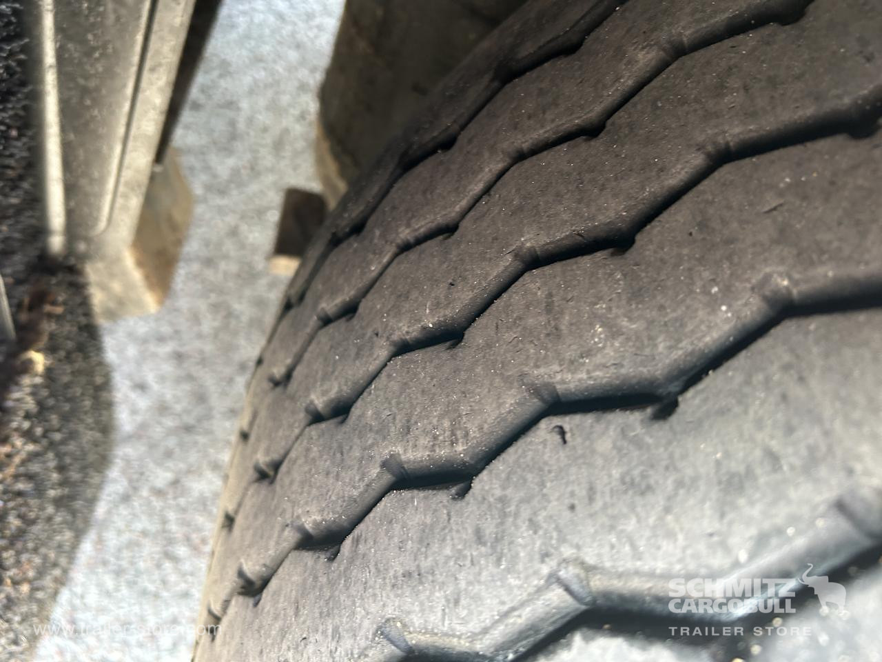 SCHMITZ Curtainsider Standard - Semi-remorque rideaux coulissants: photos 4 SCHMITZ Curtainsider Standard - Semi-remorque rideaux coulissants: photos 4