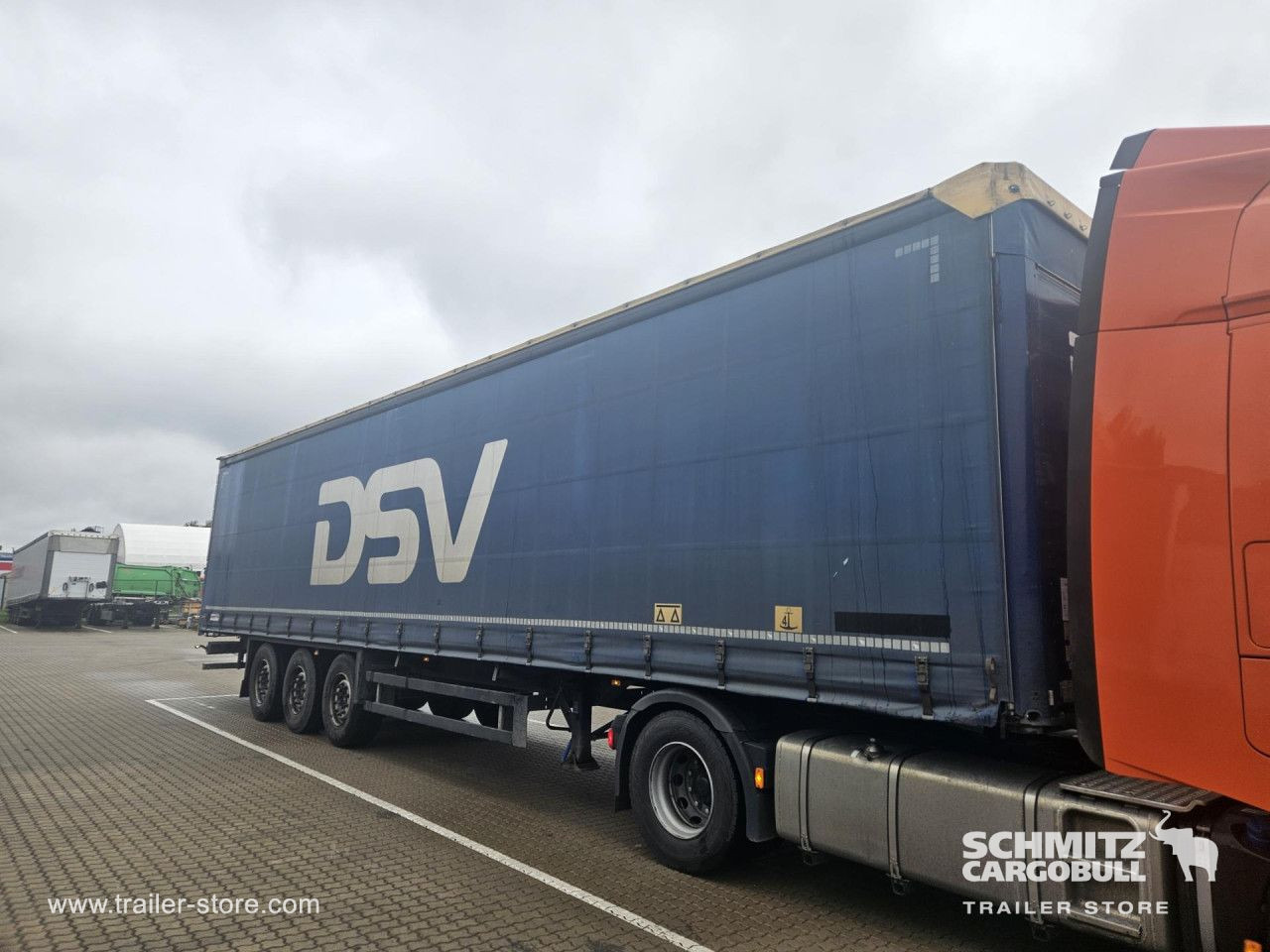 SCHMITZ Curtainsider Standard - Semi-remorque rideaux coulissants: photos 4 SCHMITZ Curtainsider Standard - Semi-remorque rideaux coulissants: photos 4