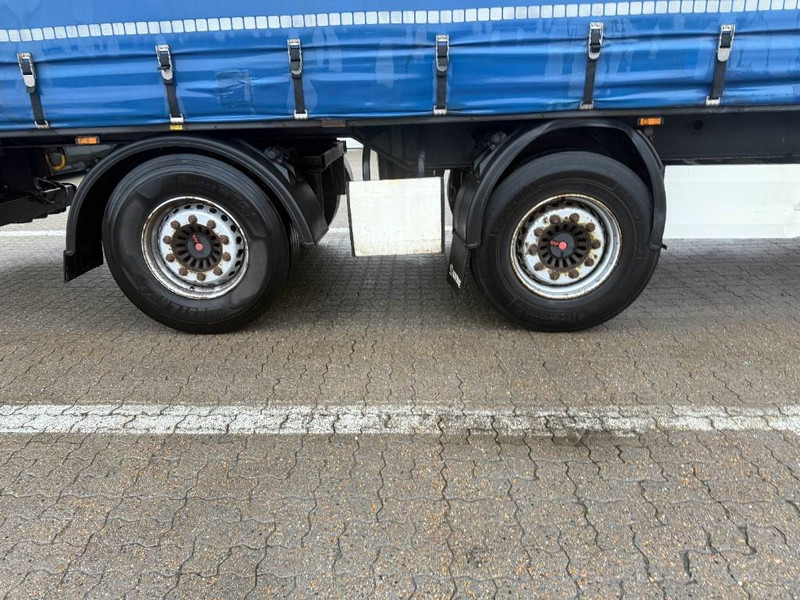 Semi-remorque rideaux coulissants Kronen City curtain / City-Plane / City gardin: photos 10 Semi-remorque rideaux coulissants Kronen City curtain / City-Plane / City gardin: photos 10