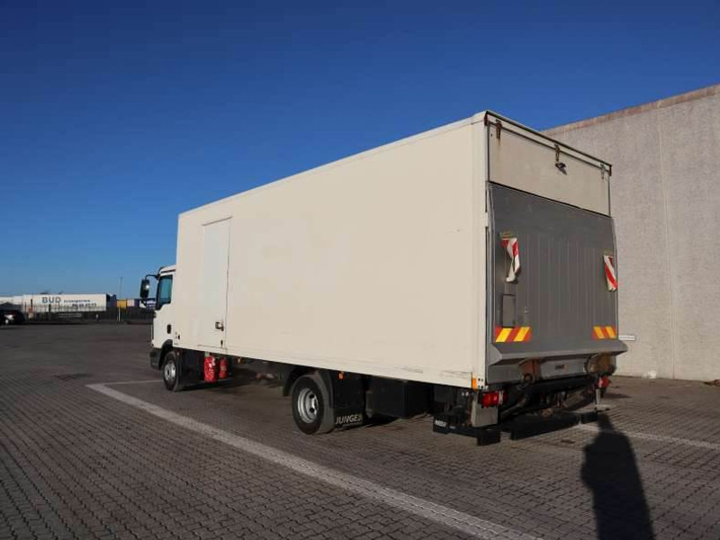 MAN TGL 12.180 EURO 6 - Camion fourgon: photos 4 MAN TGL 12.180 EURO 6 - Camion fourgon: photos 4