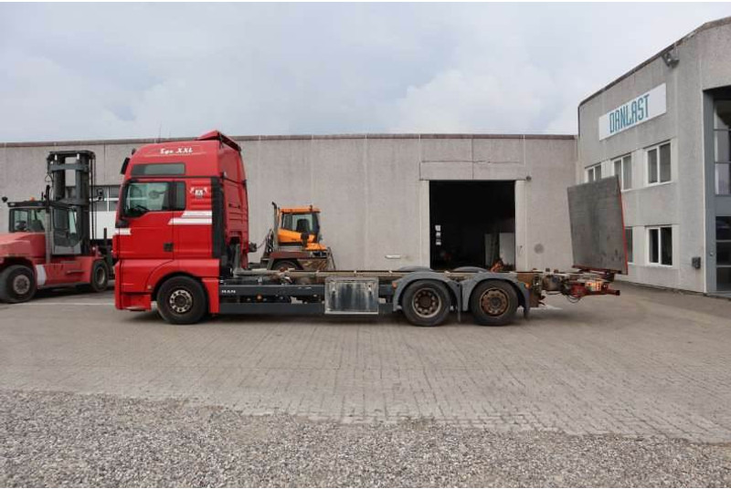 MAN TGX 26.440 EURO 6 - Camion porte-conteneur/ Caisse mobile: photos 5 MAN TGX 26.440 EURO 6 - Camion porte-conteneur/ Caisse mobile: photos 5