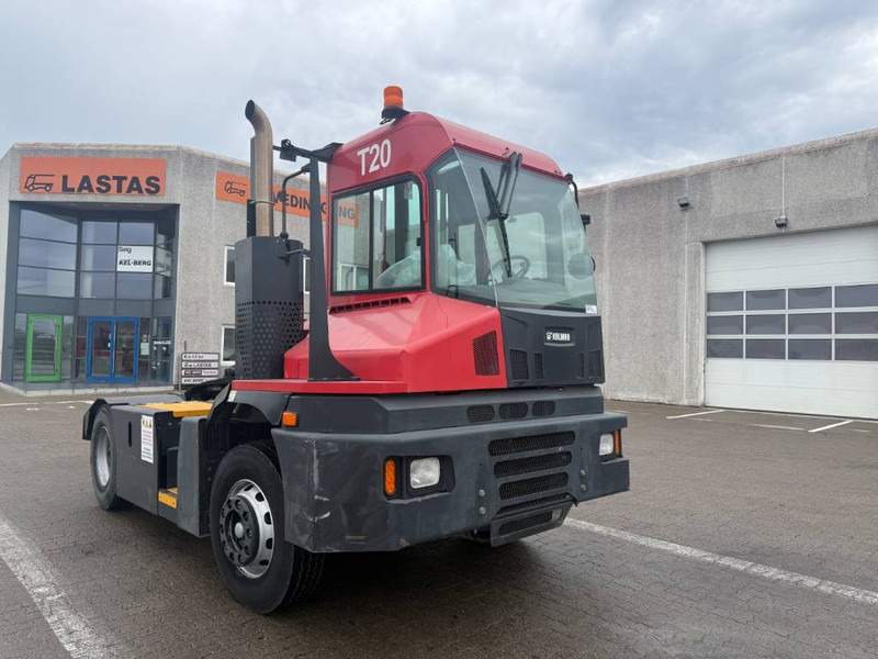 Kalmar Terminal tractor / Terminal-Zugmaschine / - Tracteur routier: photos 1 Kalmar Terminal tractor / Terminal-Zugmaschine / - Tracteur routier: photos 1