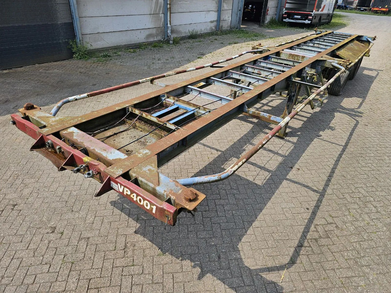 Fruehauf 2 axle - Steelspring - widespread - Semi-remorque porte-conteneur/ Caisse mobile: photos 1 Fruehauf 2 axle - Steelspring - widespread - Semi-remorque porte-conteneur/ Caisse mobile: photos 1