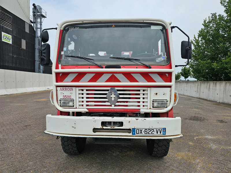 Renault M210 Arbois 3500L - Camion de pompier: photos 2 Renault M210 Arbois 3500L - Camion de pompier: photos 2