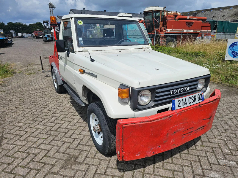 Toyota Land Cruiser LB71MOD - SUV: photos 3 Toyota Land Cruiser LB71MOD - SUV: photos 3