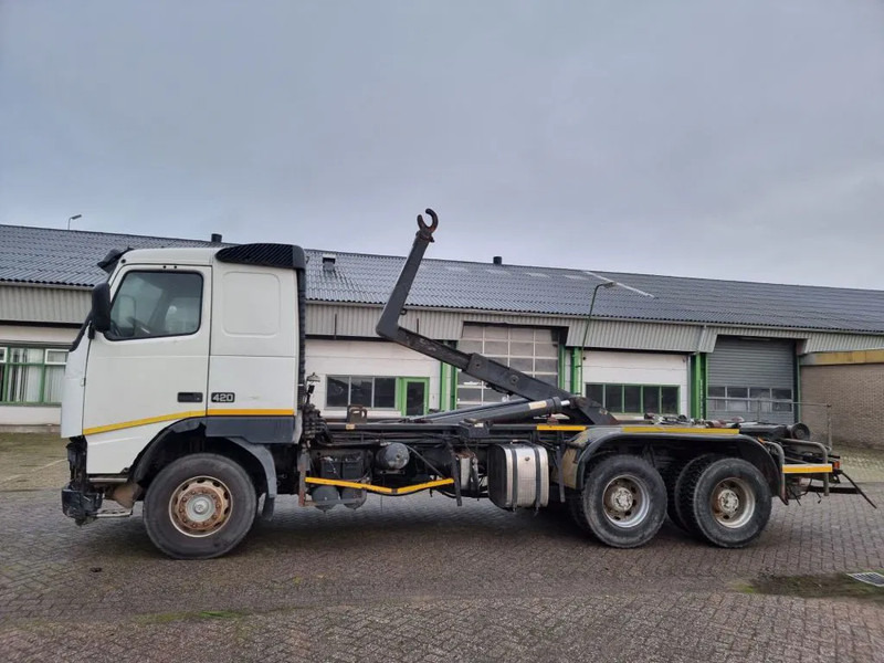 Volvo FH 12.420 6x4 - Manual Gear - STEEL/STEEL - Big Axles - PTO - Camion benne: photos 1 Volvo FH 12.420 6x4 - Manual Gear - STEEL/STEEL - Big Axles - PTO - Camion benne: photos 1