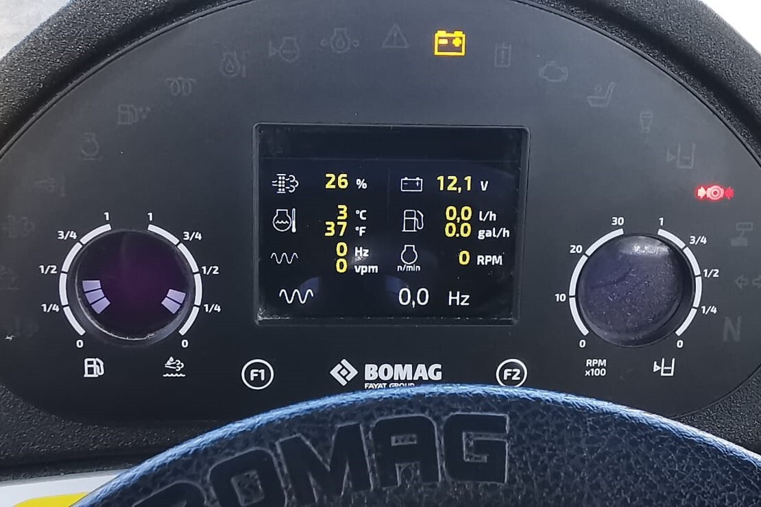Rouleau compresseur BOMAG BW 219 DH-5: photos 13