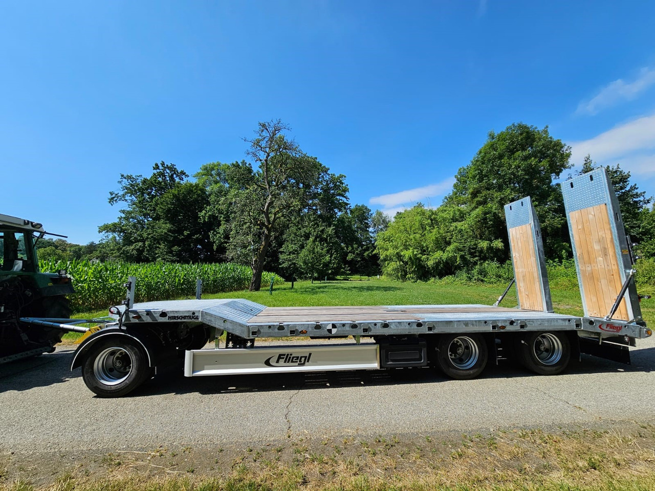 FLIEGL DTS-S 300 - Remorque porte-engin surbaissée: photos 1 FLIEGL DTS-S 300 - Remorque porte-engin surbaissée: photos 1