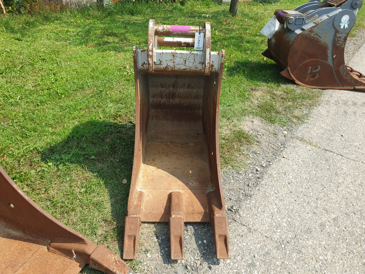 Winkelbauer Bucket 60 cm - Godet pour pelle pour Pelle sur chenille: photos 1 Winkelbauer Bucket 60 cm - Godet pour pelle pour Pelle sur chenille: photos 1