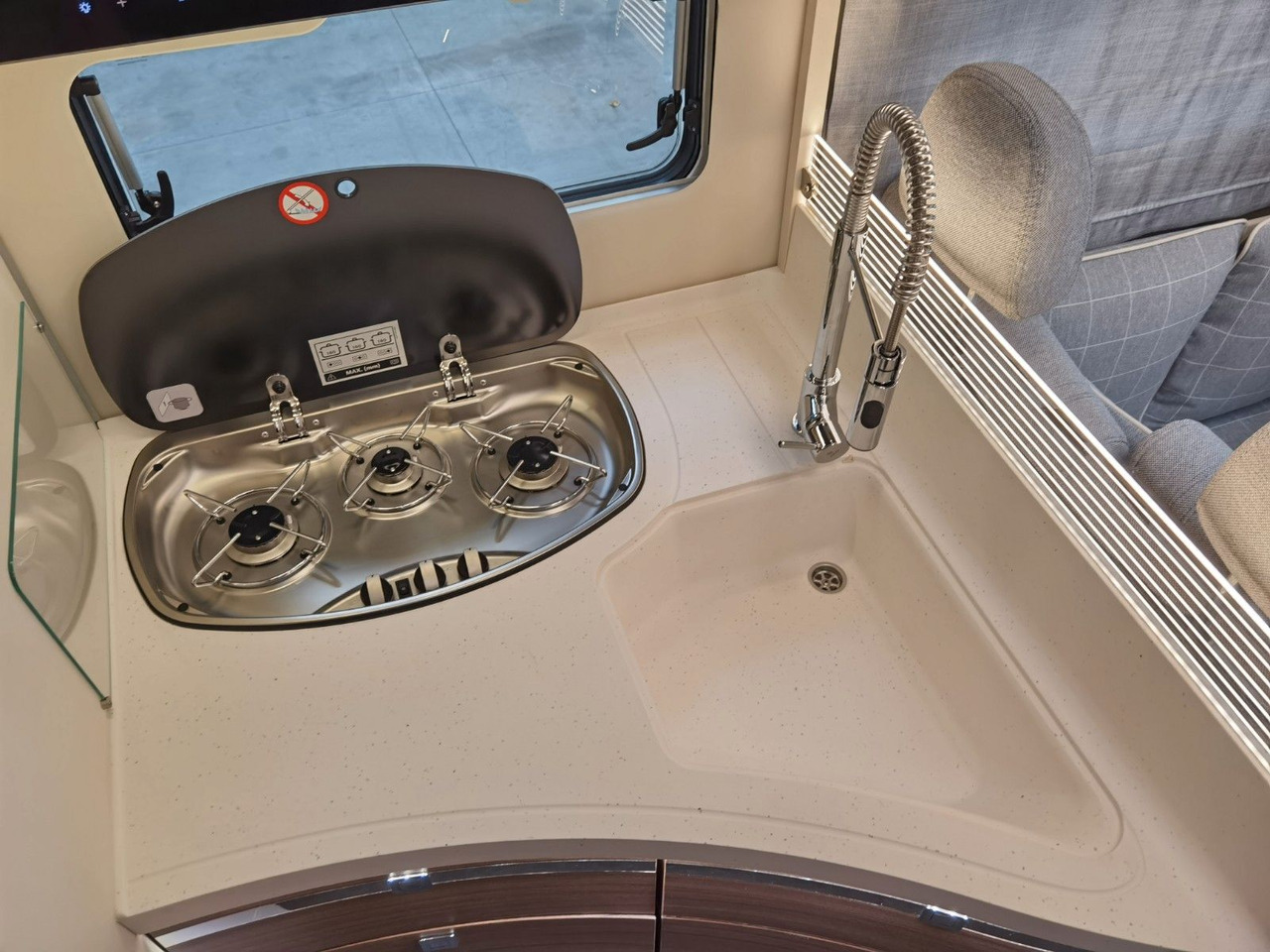 Camping-car profilé Eura Mobil CONTURA 766 EB / LUMINARY PAKET / EINZELBETTEN: photos 14