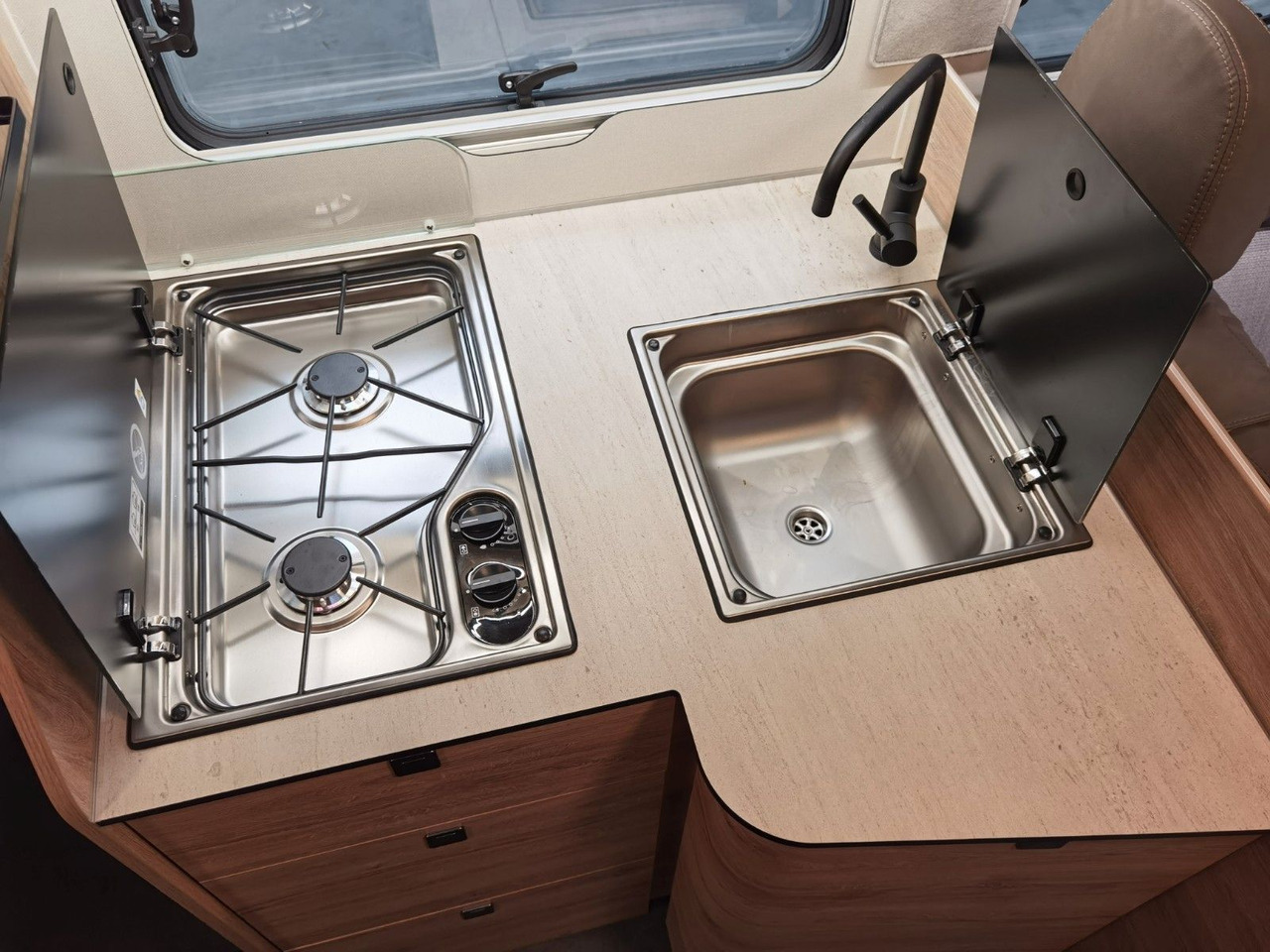 Eura Mobil PROFILA T 695 EB / MODELL 2026 / EINZELBETTEN — crédit-bail Eura Mobil PROFILA T 695 EB / MODELL 2026 / EINZELBETTEN: photos 19