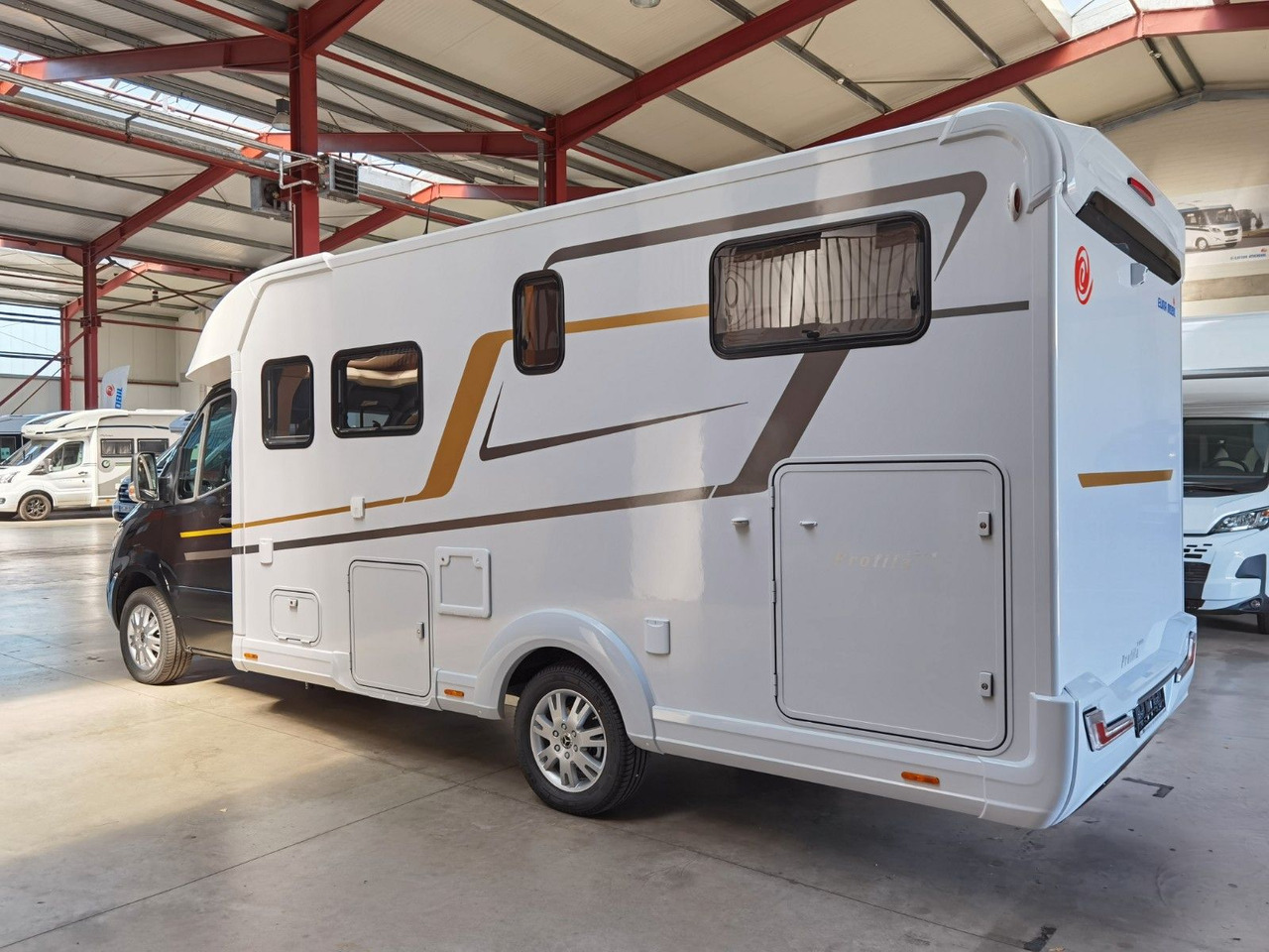 Eura Mobil PROFILA T 726 EF / -2025-/ MONDIAL PLUS & S-PAKE - Camping-car profilé: photos 5 Eura Mobil PROFILA T 726 EF / -2025-/ MONDIAL PLUS & S-PAKE - Camping-car profilé: photos 5
