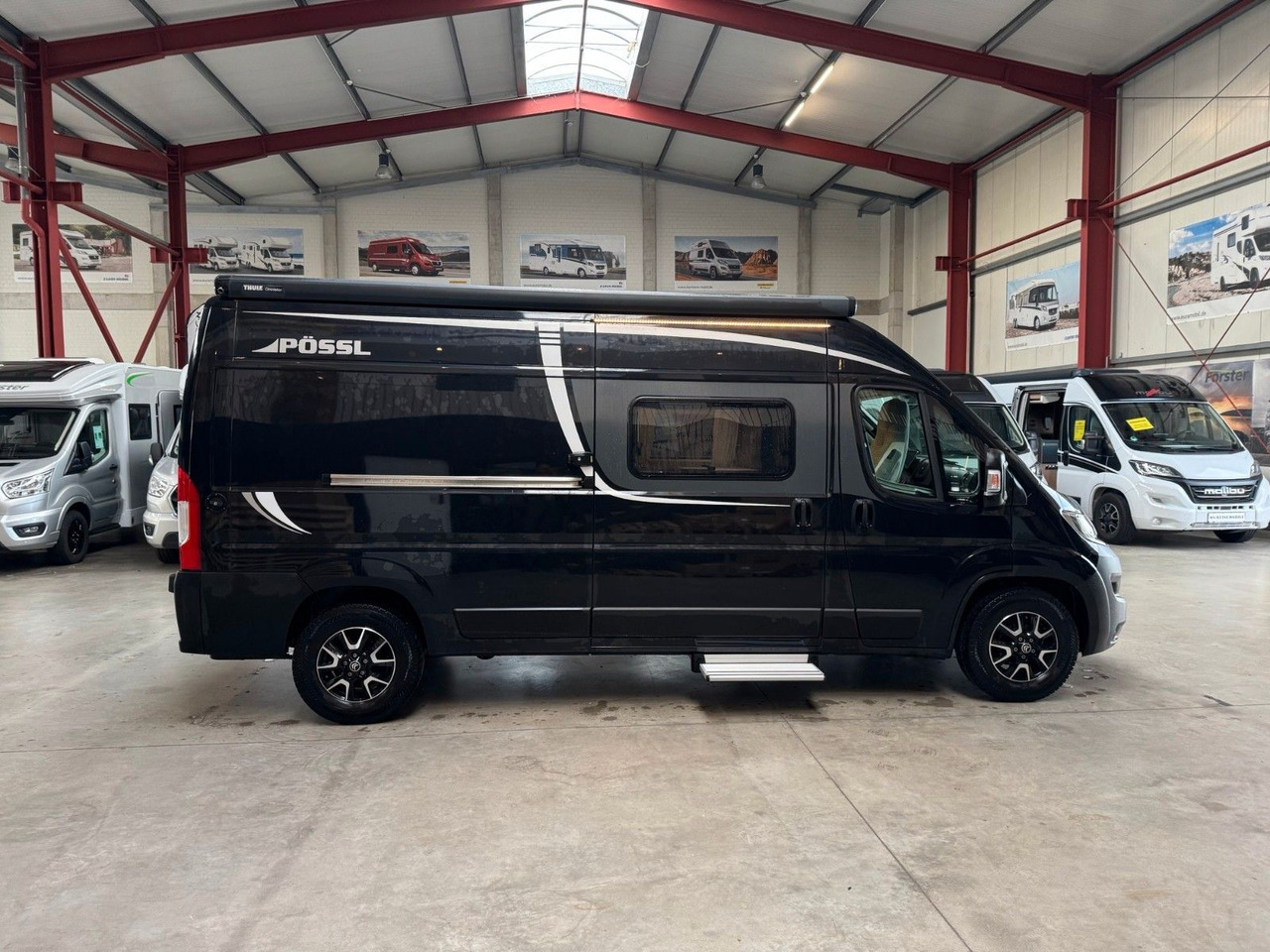 Pössl 2WIN R PLUS / 165PS / 1.HAND / AHK / NAVI / ALU. - Fourgon aménagé: photos 5 Pössl 2WIN R PLUS / 165PS / 1.HAND / AHK / NAVI / ALU. - Fourgon aménagé: photos 5