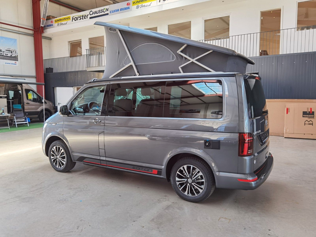 Volkswagen T6.1 CALIFORNIA OCEAN EDITION / DSG / NAVI / ACC - Transport de personnes: photos 5 Volkswagen T6.1 CALIFORNIA OCEAN EDITION / DSG / NAVI / ACC - Transport de personnes: photos 5