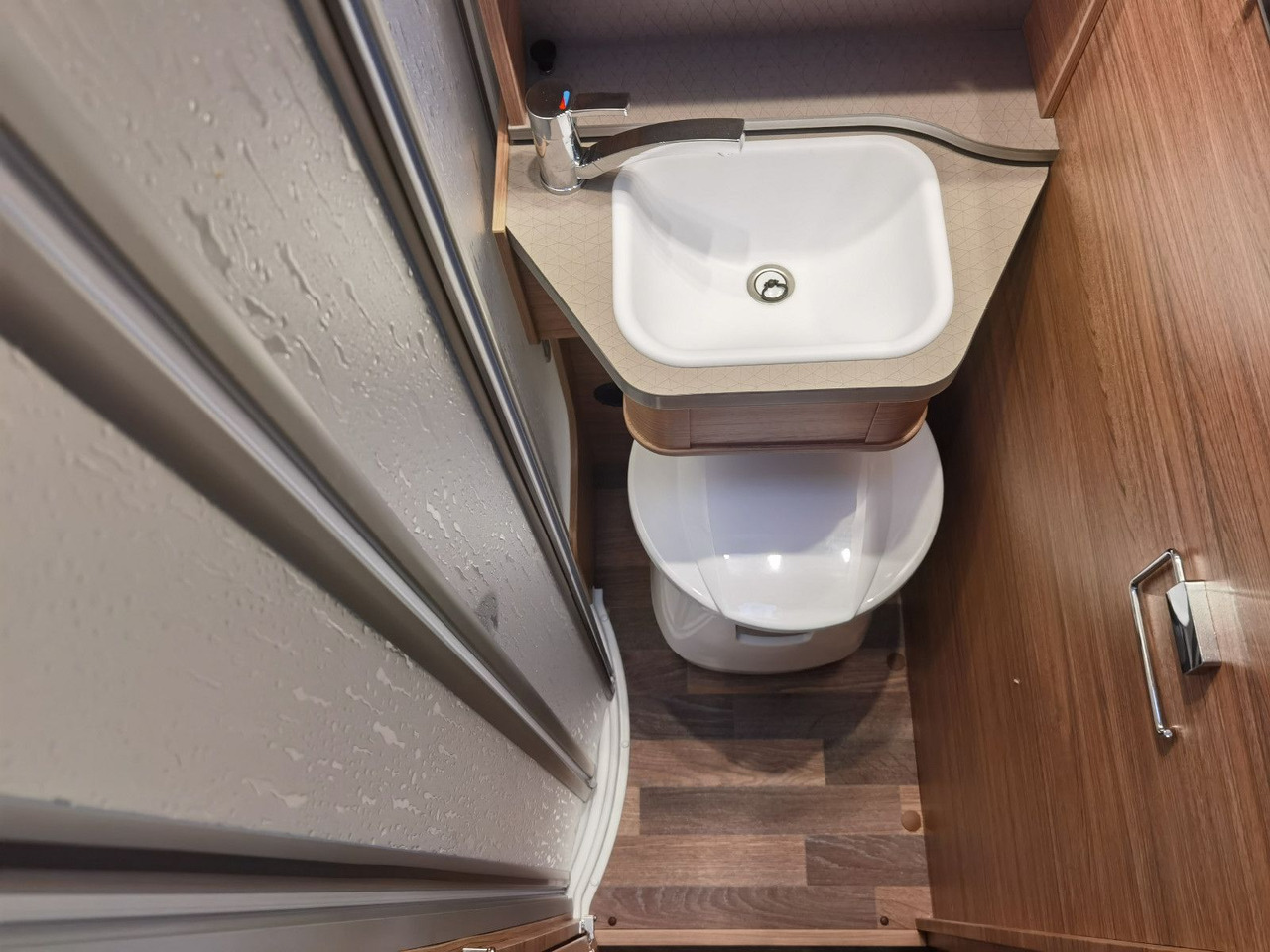 Camping-car profilé Weinsberg CARACOMPACT 600 MEG EDITION PEPPER / MODELL 2025: photos 19 Camping-car profilé Weinsberg CARACOMPACT 600 MEG EDITION PEPPER / MODELL 2025: photos 19