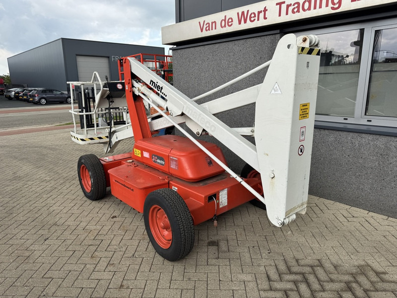 JLG 30 E Knikarmhoogwerker / Arbeitsbuhne 11,1M werkhoogte Elektrisch 1999 - Nacelle articulée: photos 4 JLG 30 E Knikarmhoogwerker / Arbeitsbuhne 11,1M werkhoogte Elektrisch 1999 - Nacelle articulée: photos 4