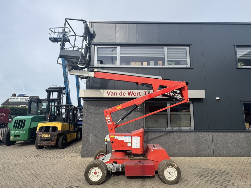 Niftylift HR12NDE Knikarmhoogwerker / Arbeitsbuhne HYBRIDE Kubota diesel 4x2 2014 - Nacelle articulée: photos 5 Niftylift HR12NDE Knikarmhoogwerker / Arbeitsbuhne HYBRIDE Kubota diesel 4x2 2014 - Nacelle articulée: photos 5