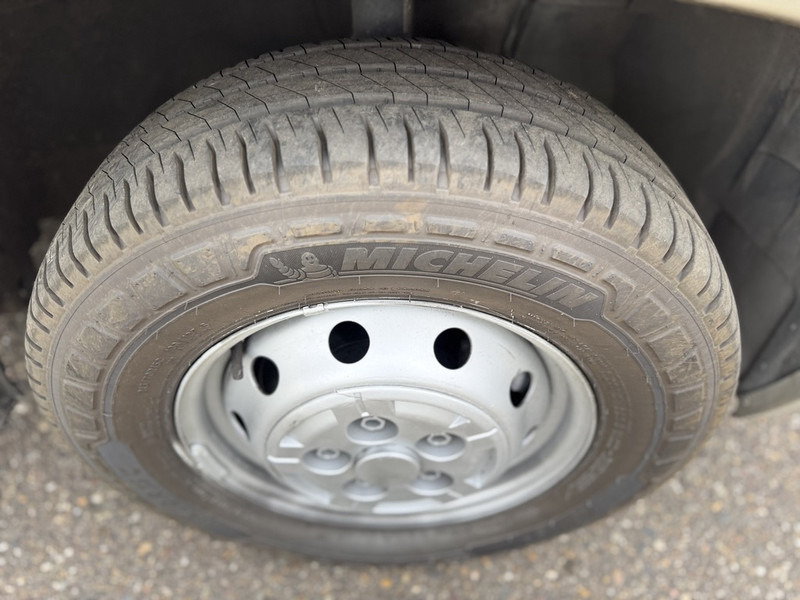 Camion avec nacelle Peugeot 2.0HDI 13mtr werkhoogte 2018: photos 9