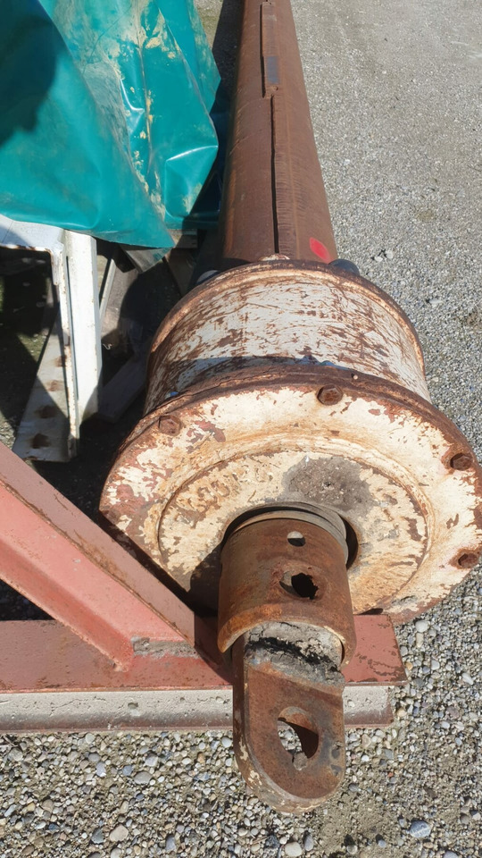 Bauer BG 9 Kelly 292/3/18 - Accessoire pour Engins de chantier: photos 2 Bauer BG 9 Kelly 292/3/18 - Accessoire pour Engins de chantier: photos 2