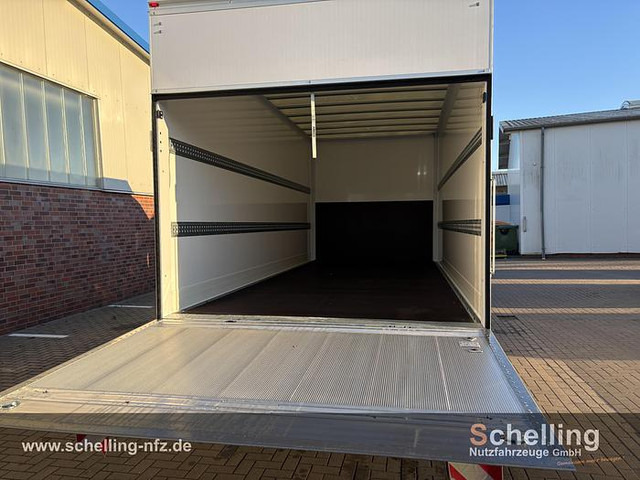 FUSO 7C18 - Camion fourgon: photos 5 FUSO 7C18 - Camion fourgon: photos 5