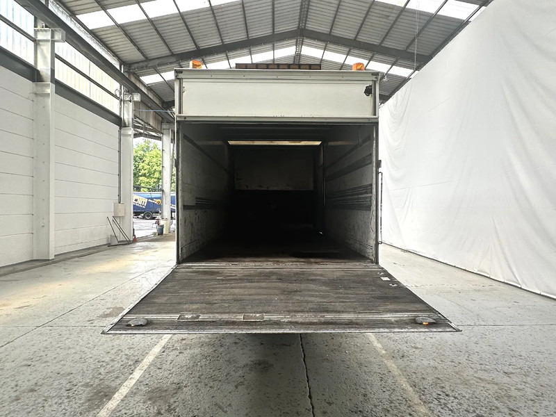 MAN LE 10.180 MANUAL GEAR - Camion fourgon: photos 2 MAN LE 10.180 MANUAL GEAR - Camion fourgon: photos 2