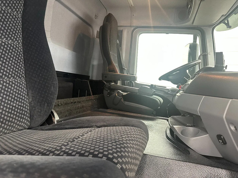 Camion à rideaux coulissants Mercedes-Benz Actros 2636 RETARDER / 283568 km / 6x2 / EURO 5 / ADR / MP3: photos 10