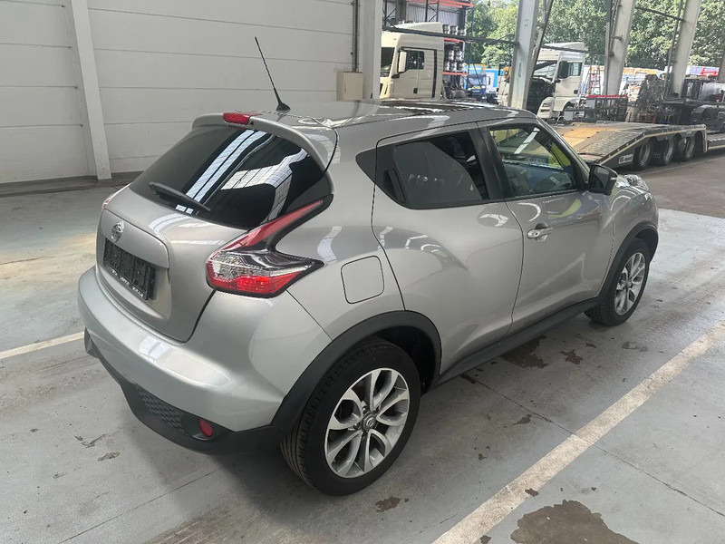 Nissan Juke 1.5 / PANO - SUV: photos 5 Nissan Juke 1.5 / PANO - SUV: photos 5