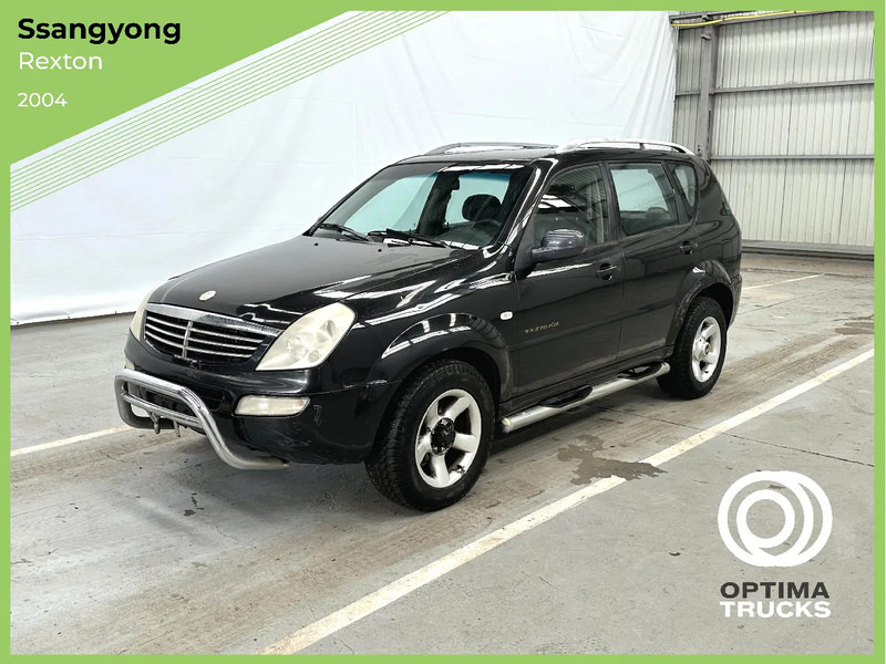SsangYong Rexton AIRCO / LEATHER / MOTEUR MERCEDES - MERCEDES MOTOR - SUV: photos 1 SsangYong Rexton AIRCO / LEATHER / MOTEUR MERCEDES - MERCEDES MOTOR - SUV: photos 1