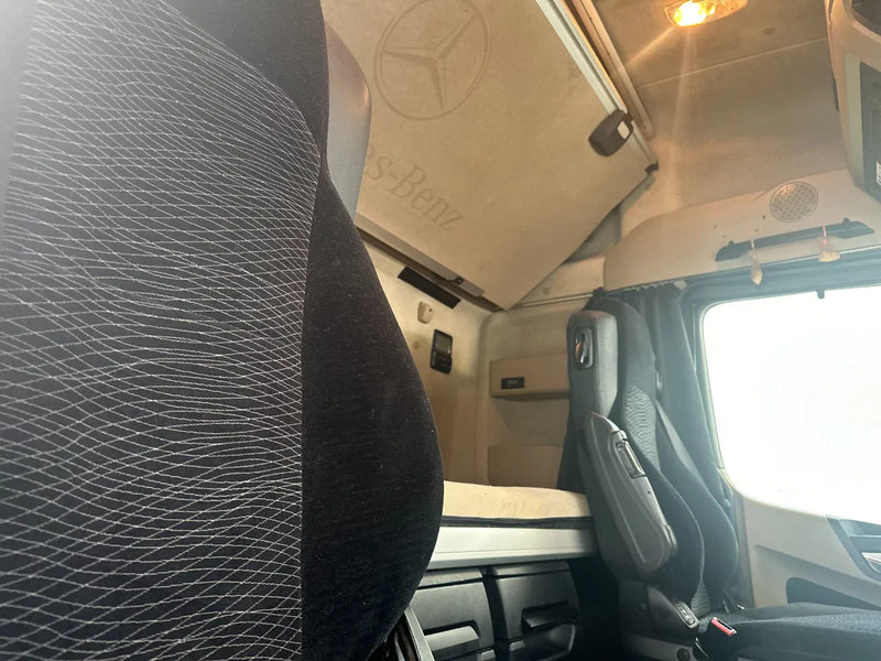 Tracteur routier Mercedes-Benz Actros 1842 EURO 5: photos 8 Tracteur routier Mercedes-Benz Actros 1842 EURO 5: photos 8