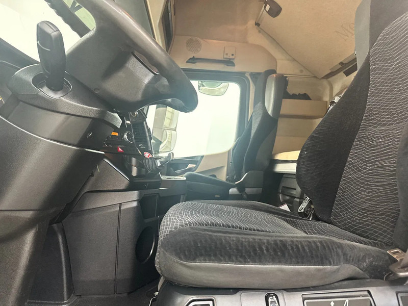 Tracteur routier Mercedes-Benz Actros 1842 EURO 5: photos 9 Tracteur routier Mercedes-Benz Actros 1842 EURO 5: photos 9