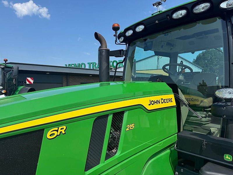 John Deere 6R215 AP 50KM COMMAND-PRO 2023 2690 UUR!!! - Tracteur agricole: photos 5 John Deere 6R215 AP 50KM COMMAND-PRO 2023 2690 UUR!!! - Tracteur agricole: photos 5