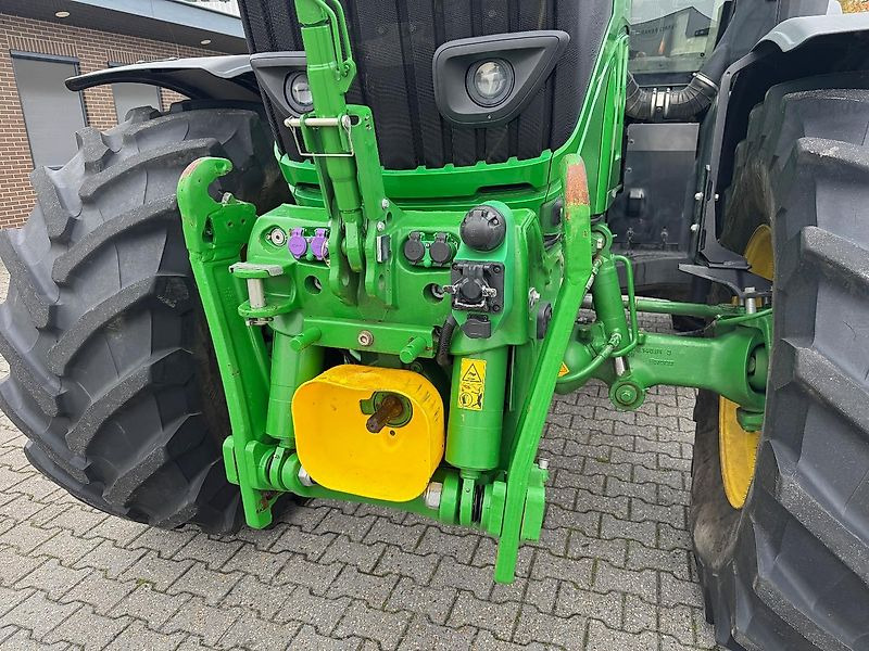 John Deere 6R250 AP 50KM COMMAND-PRO FH+FA 2022 2800 UUR!!! - Tracteur agricole: photos 2 John Deere 6R250 AP 50KM COMMAND-PRO FH+FA 2022 2800 UUR!!! - Tracteur agricole: photos 2