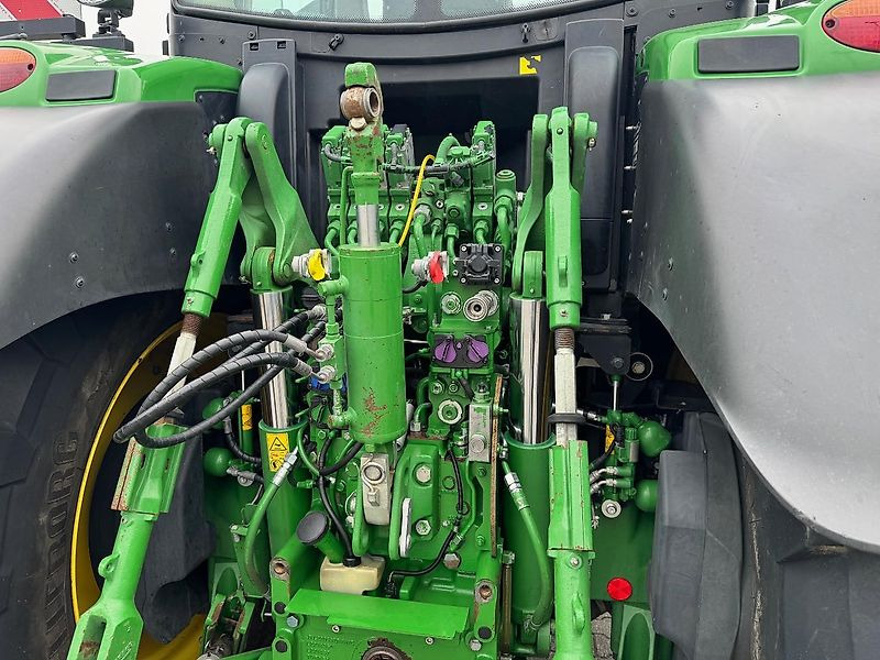 John Deere 6R250 AP 50KM COMMAND-PRO FH+FA 2022 2800 UUR!!! - Tracteur agricole: photos 5 John Deere 6R250 AP 50KM COMMAND-PRO FH+FA 2022 2800 UUR!!! - Tracteur agricole: photos 5