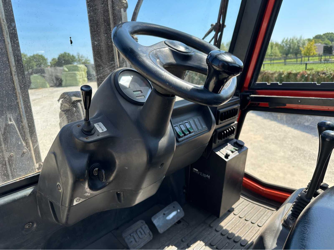 Chariot élévateur 2001 LINDE E40 P 02 FORKLIFT: photos 6 Chariot élévateur 2001 LINDE E40 P 02 FORKLIFT: photos 6