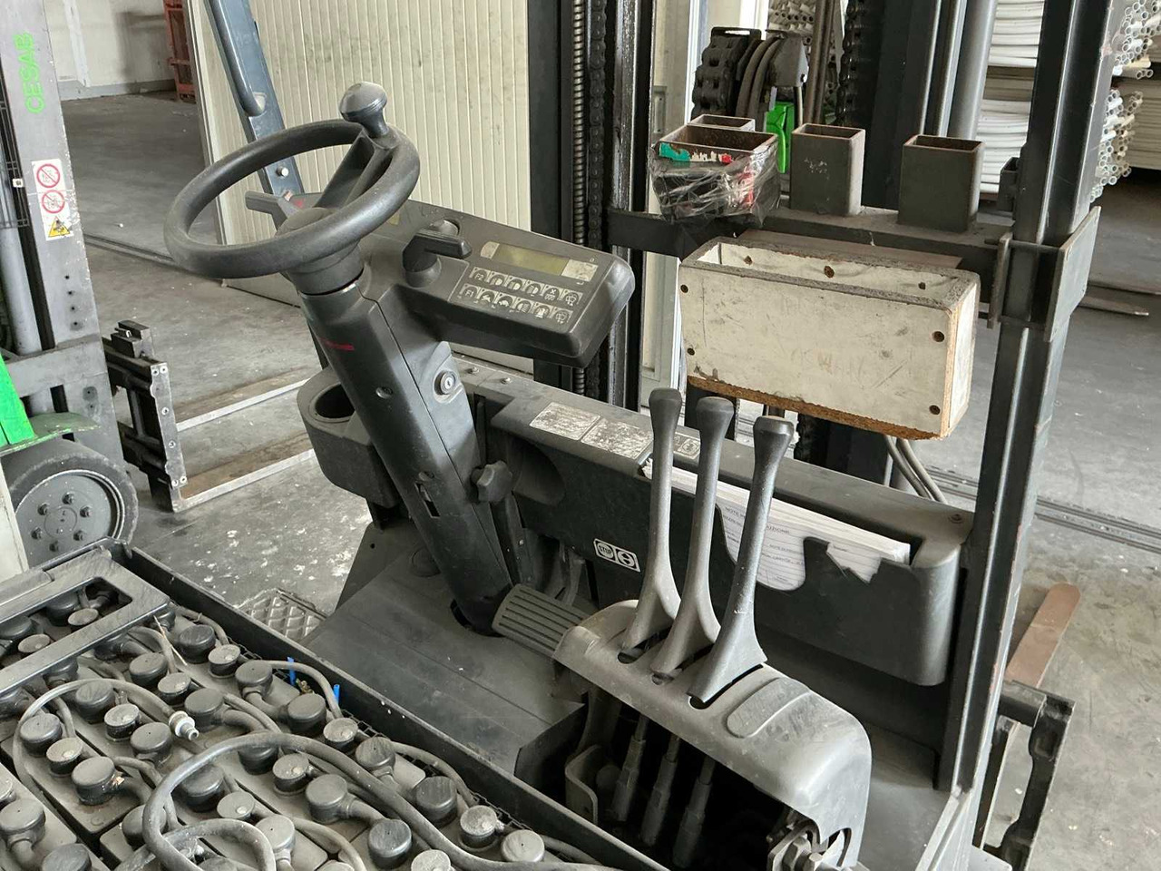 Chariot élévateur 2003 - STILL - R 60-18 - FORKLIFT: photos 8 Chariot élévateur 2003 - STILL - R 60-18 - FORKLIFT: photos 8