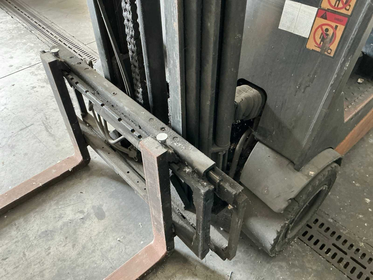 Chariot élévateur 2003 - STILL - R 60-18 - FORKLIFT: photos 13 Chariot élévateur 2003 - STILL - R 60-18 - FORKLIFT: photos 13